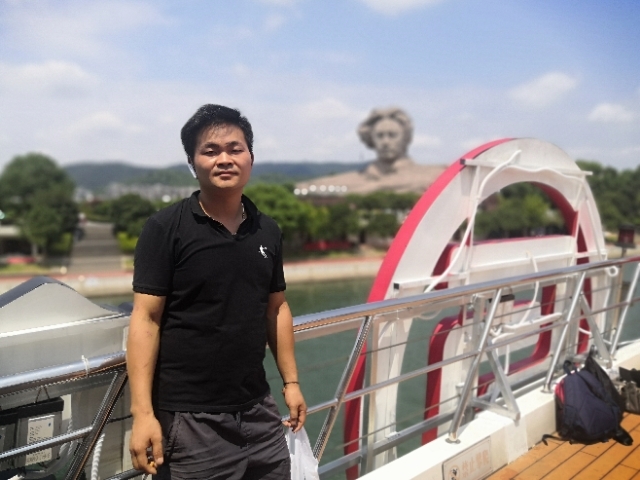 龙的传人的第一张照片--会同认干亲服务网